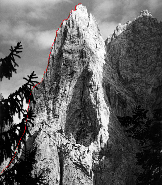Spiz d'Agner. Spigolo Nord Est. Via Oggioni